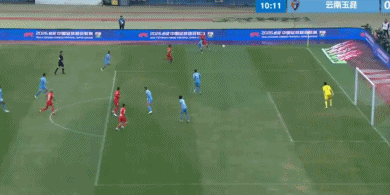 河南队主场迎战云南玉昆 锋线三叉戟开场10分钟