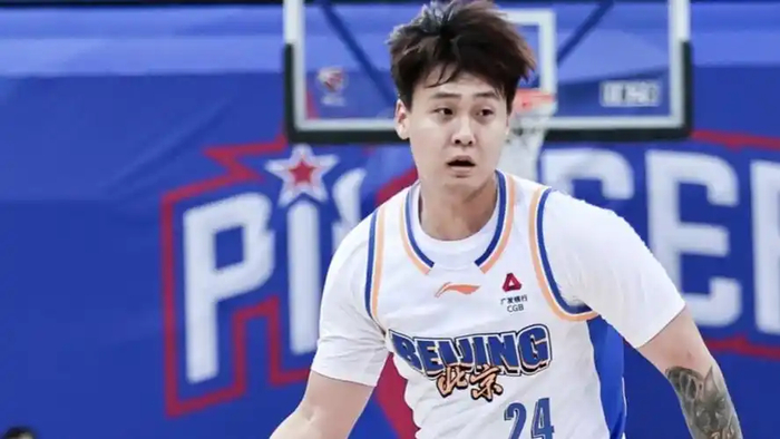 许利民战术风格引热议 伤病困扰首钢男篮冲击冠